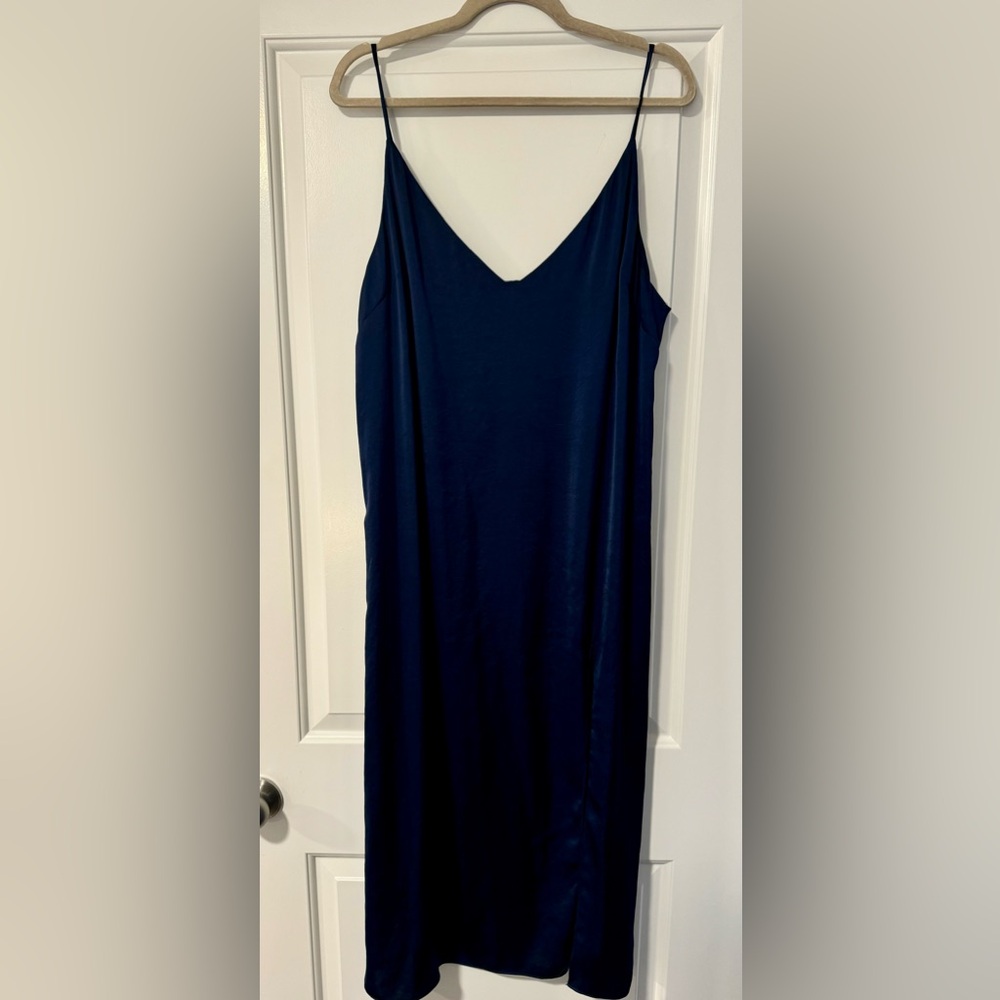 Aritzia Wilfred Large Satin Fromt Slit Navy Blue Midi Dress